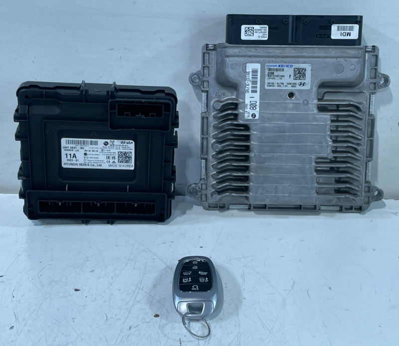 Load image into Gallery viewer, 23-24 HYUNDAI PALISADE ENGINE &amp; BODY CONTROL MODULE ECM BCM W/ KEY FOB # 104074
