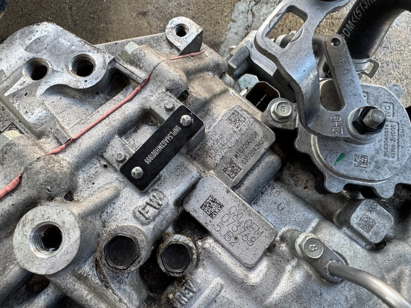 Load image into Gallery viewer, HYUNDAI ELANTRA FWD AUTO TRANSMISSION ASSEMBLY 2.0L 51K MILES 21-23 # NB1-TRS448
