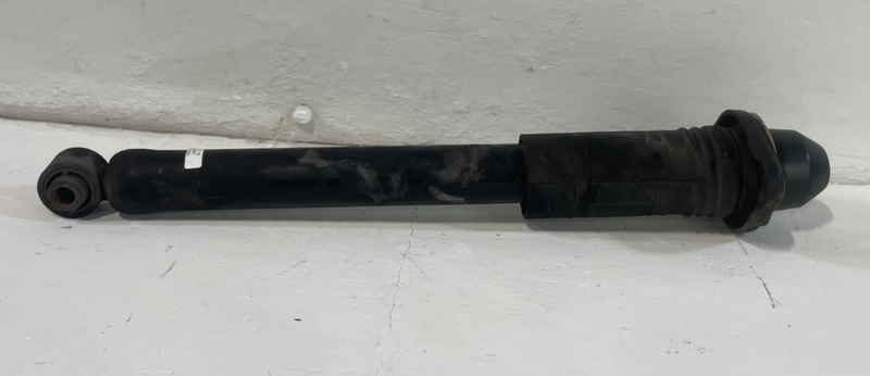 Load image into Gallery viewer, 08-16 INFINITI EX35 EX37 QX50 REAR LEFT / RIGHT SIDE SHOCK STRUT ABSORBER #88877
