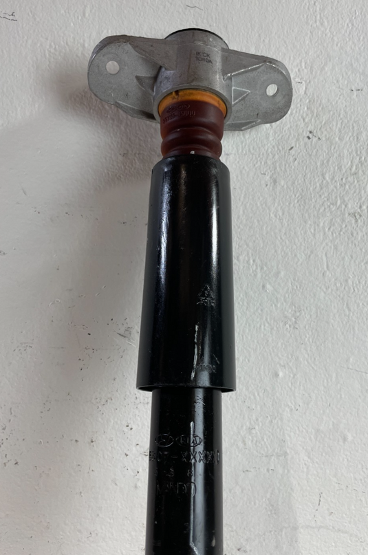 2019-2025 GENESIS G70 REAR LEFT OR RIGHT SIDE SHOCK STRUT ABSORBER 2.0L
