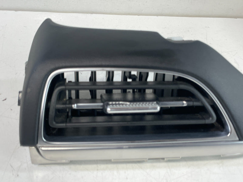 Load image into Gallery viewer, 20-22 PALISADE FRONT LEFT DASH AC AIR VENT GRILLE MOLDING W/ TRIM COVER # 103021
