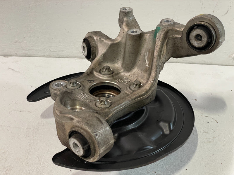 Load image into Gallery viewer, ⭐⭐ 2017-2019 INFINITI QX30 AWD REAR LEFT DRIVER SIDE SPINDLE KNUCKLE W/ HUB ⭐⭐
