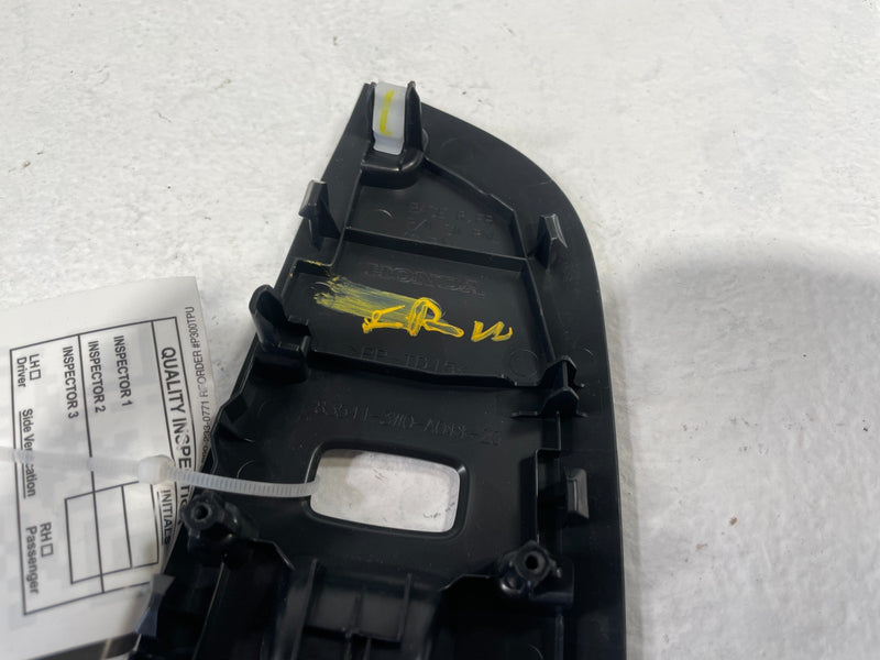 Load image into Gallery viewer, 2023-2025 HONDA HR-V FRONT RIGHT DOOR WINDOW SWITCH COVER BEZEL 2.0L # 105433
