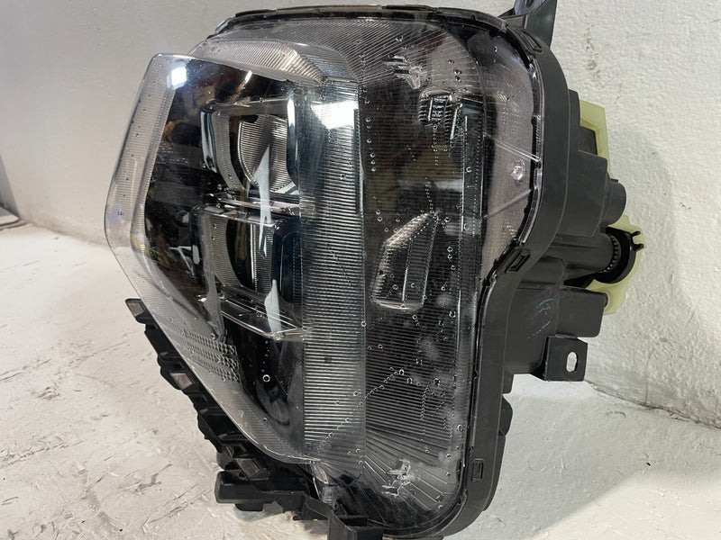 Load image into Gallery viewer, 2022-2024 HYUNDAI TUCSON FRONT LEFT SIDE LED HEADLIGHT HEADLAMP # IG19-HDU1114
