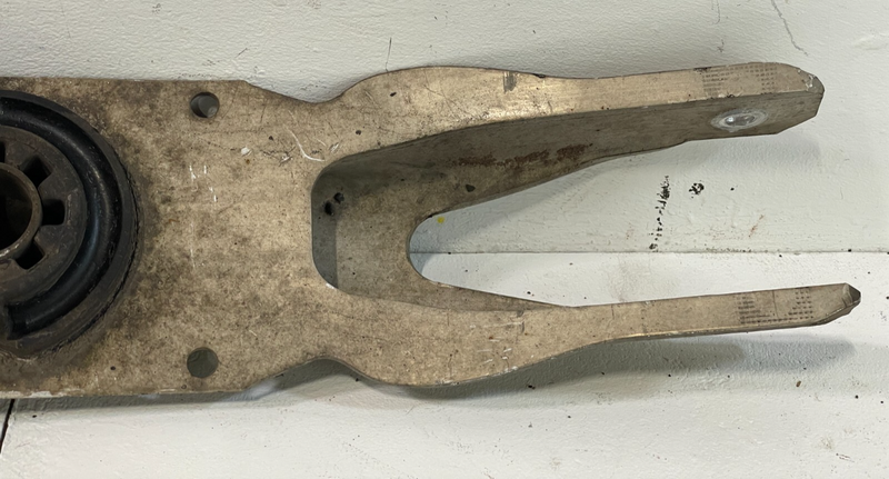 Load image into Gallery viewer, 17-19 INFINITI QX30 AWD REAR LEFT OR RIGHT SIDE LOWER SPRING CONTROL ARM # 85354
