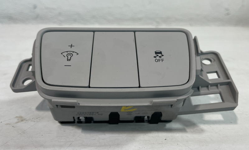 Load image into Gallery viewer, 22-24 HYUNDAI TUCSON DASHBOARD DIMMER &amp; TRACTION CONTROL SWITCH GRAY # 104854
