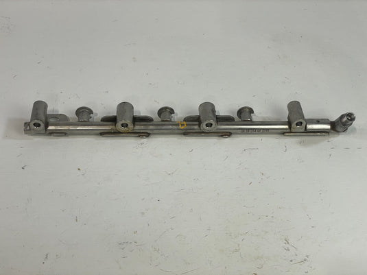 16 - 20 INFINITI Q50 17-20 Q60 3.0L FRONT LEFT ENGINE FUEL INJECTOR RAIL