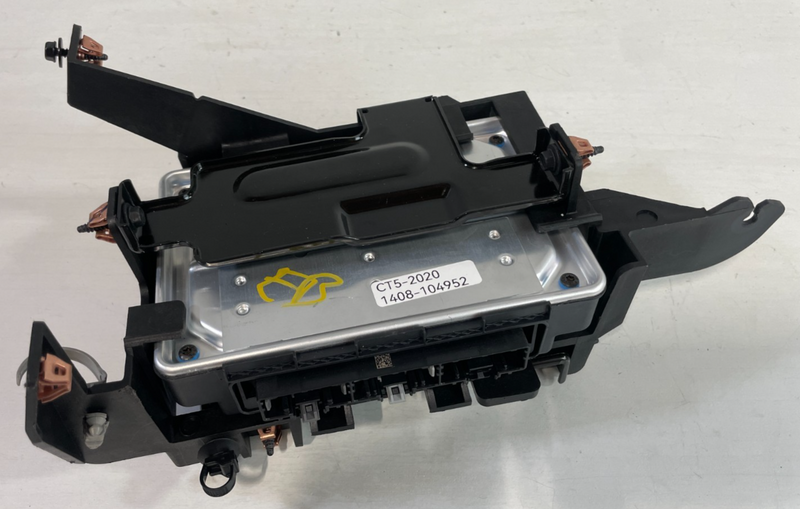 Load image into Gallery viewer, 2020 CADILLAC CT5 DATA GATEWAY COMPUTER CONTROL MODULE UNIT W/ BRACKET # 104952
