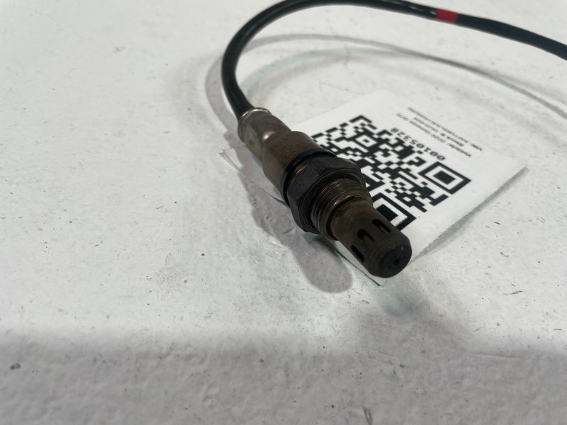 Load image into Gallery viewer, 2019-2023 GENESIS G70 ENGINE DOWNSTREAM LAMBDA O2 OXYGEN SENSOR 2.0L # 105328
