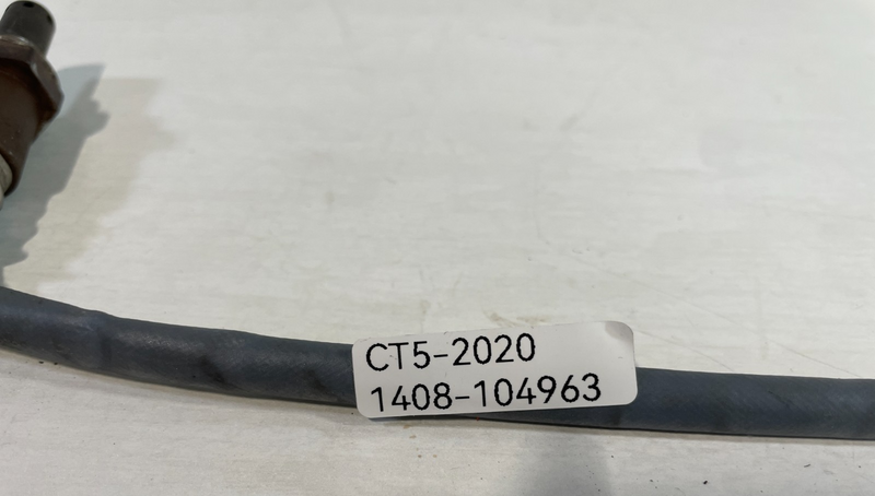 Load image into Gallery viewer, 2020 - 2025 CADILLAC CT5 ENGINE EXHAUST HEATED OXYGEN O2 LAMBDA SENSOR # 104963
