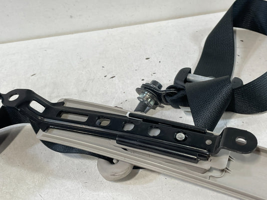 2016 - 2021 HONDA CIVIC FRONT RIGHT PASSENGER SIDE SEAT BELT RETRACTOR
