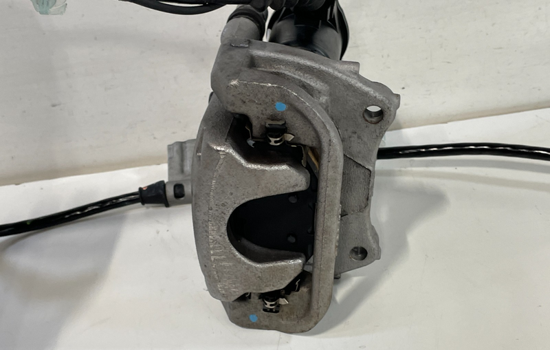 Load image into Gallery viewer, 23-26 HONDA HR-V REAR RIGHT PASSENGER DISC BRAKE CALIPER W/ ABS SENSOR # 101730
