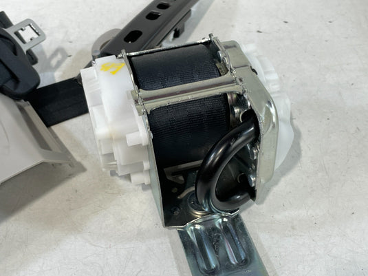 2022-2025 HONDA CIVIC FRONT RIGHT SIDE SEAT BELT RETRACTOR W/ TENSIONER