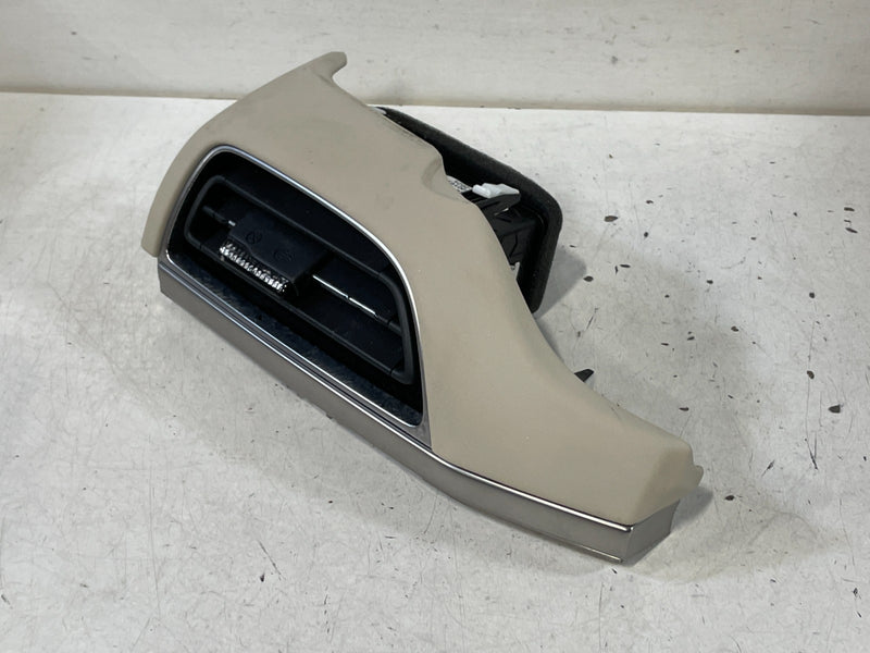 Load image into Gallery viewer, 20-22 PALISADE FRONT LEFT DASH AC AIR VENT GRILLE MOLDING W/ TRIM COVER # 100193

