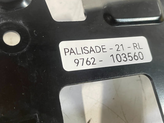 20-22 HYUNDAI PALISADE REAR LEFT DRIVER BLIND SPOT RADAR SENSOR BRACKET