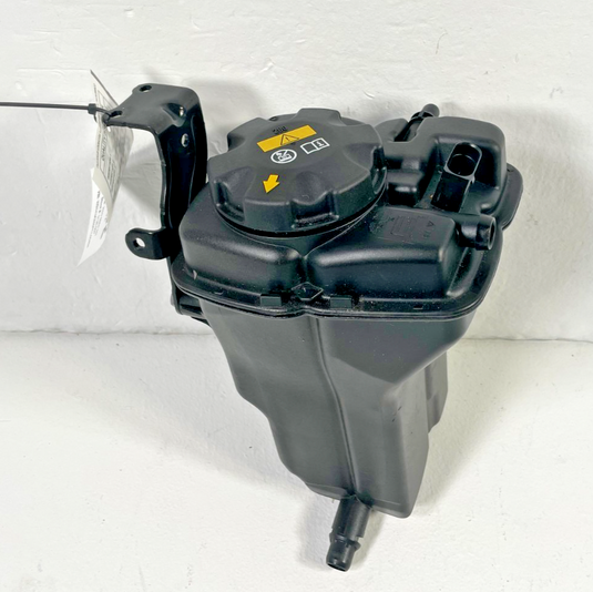 2021-2025 BMW G82 M4 M3 M2 ENGINE COOLANT RESERVOIR EXPANSION TANK