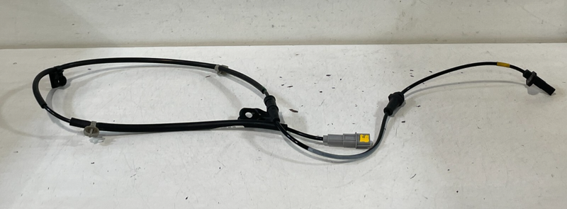 Load image into Gallery viewer, 20-25 HYUNDAI PALISADE FRONT RIGHT PASSENGER SIDE ABS WHEEL SPEED SENSOR # 99168
