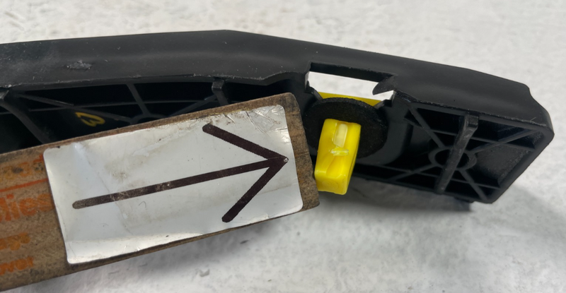 Load image into Gallery viewer, 2022-2025 HYUNDAI TUCSON REAR RIGHT SIDE BUMPER MOUNT SUPPORT BRACKET # 105898
