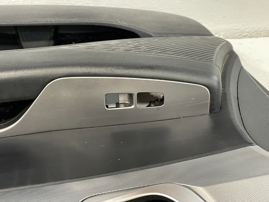 2020 - 2022 HYUNDAI PALISADE FRONT RIGHT SIDE INTERIOR DOOR TRIM PANEL