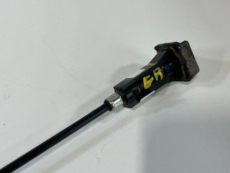 Load image into Gallery viewer, 2020 - 2022 HYUNDAI PALISADE FUEL FILLER DOOR LOCK LATCH ACTUATOR CABLE # 101332
