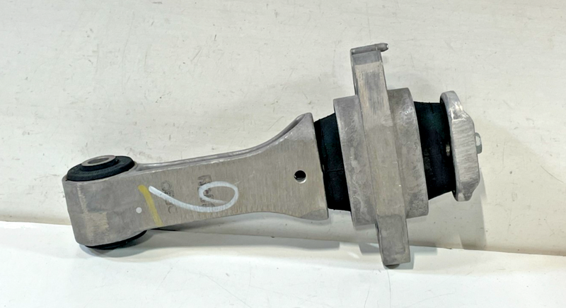 Load image into Gallery viewer, 21-23 HYUNDAI SANTA FE AWD REAR ENGINE MOTOR MOUNT TORQUE ARM ROLL ROD # 101902
