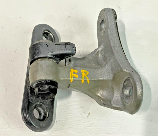 2017 - 2019 INFINITI QX30 FRONT RIGHT UPPER DOOR HINGE H0400-5DMMA OEM