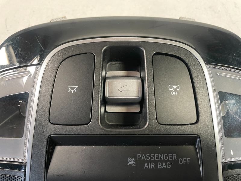 Load image into Gallery viewer, 2025 HYUNDAI TUCSON INTERIOR OVERHEAD ROOF MAP DOME LAMP LIGHT ASSEMBLY # 105934
