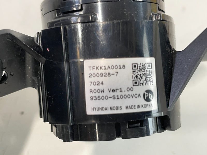 Load image into Gallery viewer, 2019-2020 HYUNDAI SANTA FE ENGINE START STOP IGNITION SWITCH BUTTON # 102912
