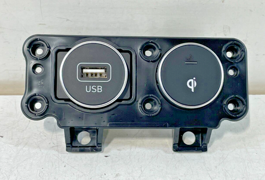 22-23 GENESIS G70 USB PORT & WIRELESS CHARGING INDICATOR CONTROL SWITCH