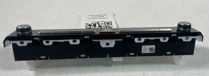 Load image into Gallery viewer, 2025 HYUNDAI TUCSON HAZARD SWITCH RADIO MEDIA CONTROL PANEL 2.5L # 105924
