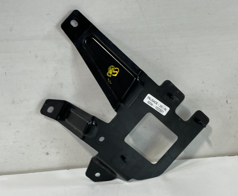 Load image into Gallery viewer, 20-22 HYUNDAI PALISADE REAR LEFT DRIVER BLIND SPOT RADAR SENSOR BRACKET # 102331
