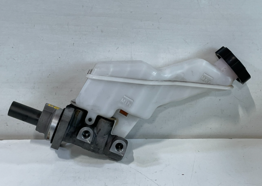 2020 - 2025 HYUNDAI PALISADE BRAKE BOOSTER MASTER CYLINDER W/ RESERVOIR 