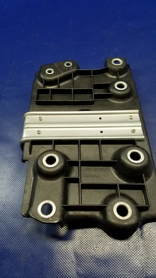 2016 - 2019 INFINITI Q50, 2017 - 2018 Q60 BATTERY TRAY HOLDER 2.0L