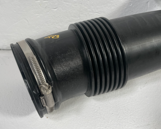 2021-25 BMW G82 M4 M3 M2 FRONT RIGHT ENGINE AIR INTAKE FILTER HOSE PIPE