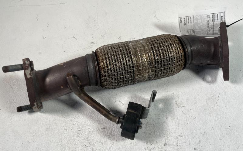 Load image into Gallery viewer, 2022-2025 HYUNDAI TUCSON FRONT MUFFLER EXHAUST DOWNPIPE DOWN PIPE 2.5L # 105972
