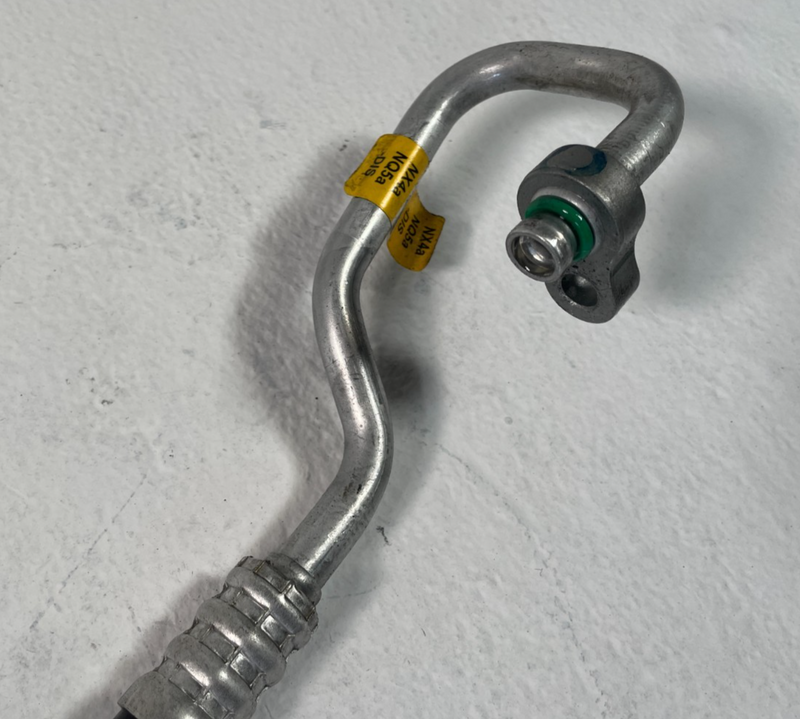 Load image into Gallery viewer, 22-25 HYUNDAI TUCSON A/C AIR CONDITIONING DISCHARGE HOSE TUBE PIPE 2.5L # 105999
