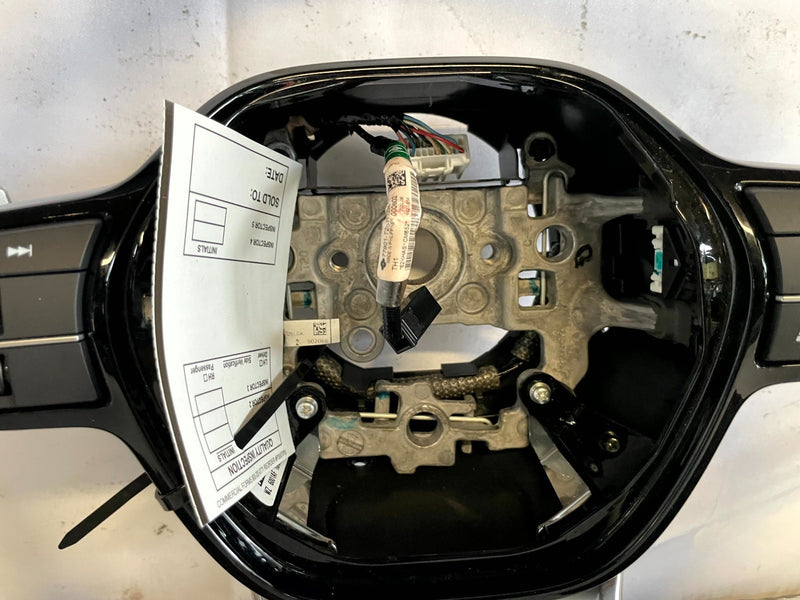 Load image into Gallery viewer, 23-25 ACURA INTEGRA STEERING WHEEL BLACK LEATHER W/ CONTROL SWITCHES 1.5L 106706
