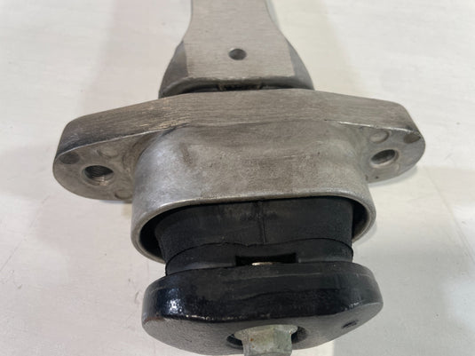 19-25 HYUNDAI PALISADE SANTA FE ENGINE MOTOR MOUNT TORQUE ARM ROLL ROD