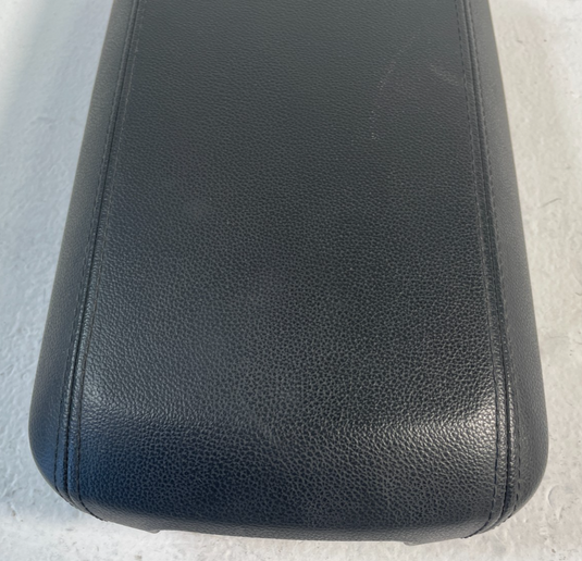 2023 - 2025 KIA SPORTAGE CENTER CONSOLE ARMREST LID TRIM COVER 2.5L