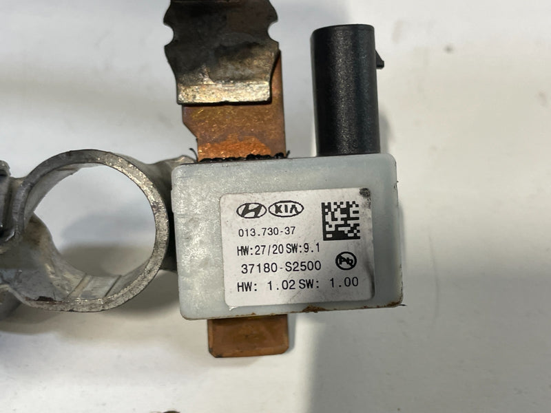 Load image into Gallery viewer, 2021-2023 HYUNDAI SANTA FE NEGATIVE BATTERY CABLE WIRE W/ SENSOR 2.5L # 101928
