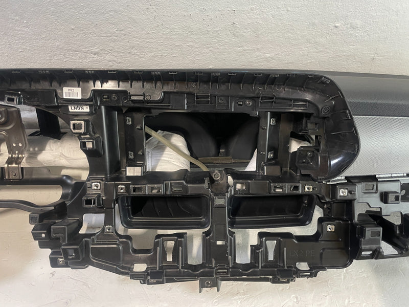 Load image into Gallery viewer, 2023-2025 HYUNDAI PALISADE INSTRUMENT PANEL PAD DASHBOARD ASSEMBLY 3.8L # 104226
