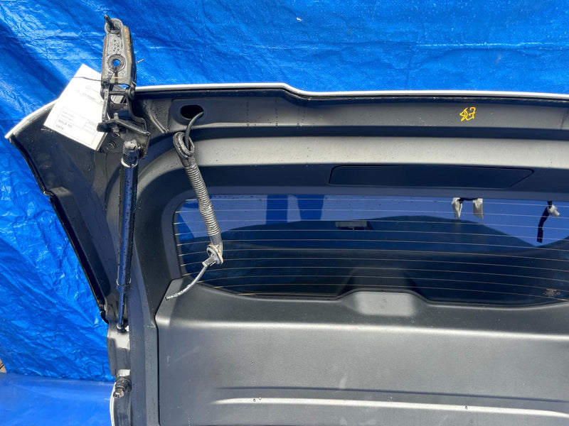 Load image into Gallery viewer, NISSAN ROGUE REAR TRUNK TAILGATE DECKLID HATCH ASSY WHITE (QAK) 21-22 # 106883
