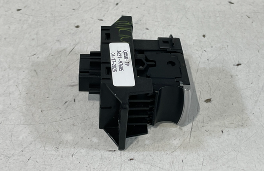 19-20 INFINITI QX50 CENTER CONSOLE EMERGENCY PARKING BRAKE CONTROL SWITCH