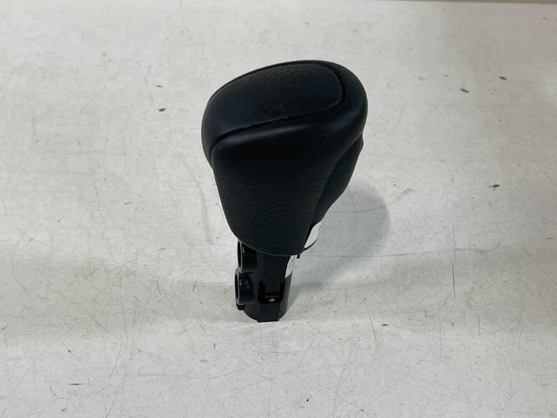 Load image into Gallery viewer, 2022-2025 HONDA CIVIC CR-V AUTOMATIC TRANSMISSION GEAR SHIFT SHIFTER KNOB #94925
