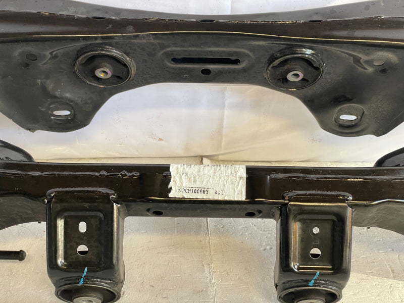 Load image into Gallery viewer, 2022-2025 HYUNDAI TUCSON REAR SUSPENSION SUBFRAME CROSSMEMBER CRADLE 2.5L 105988
