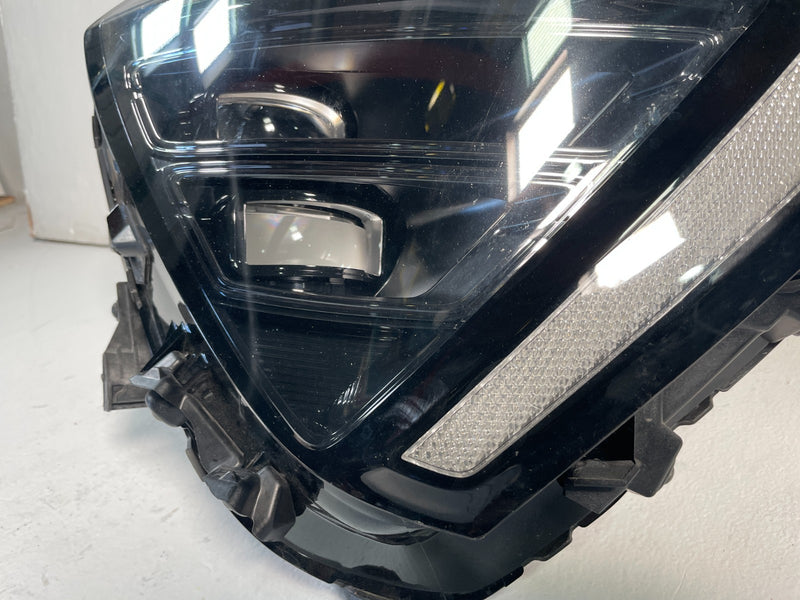 Load image into Gallery viewer, 23-25 KIA SPORTAGE FRONT RIGHT PASSENGER SIDE FULL LED HEADLIGHT LAMP # 106643
