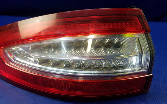 13-16 FORD FUSION LEFT DRIVER SIDE TAIL LIGHT LAMP QUARTER PANEL MOUNTED