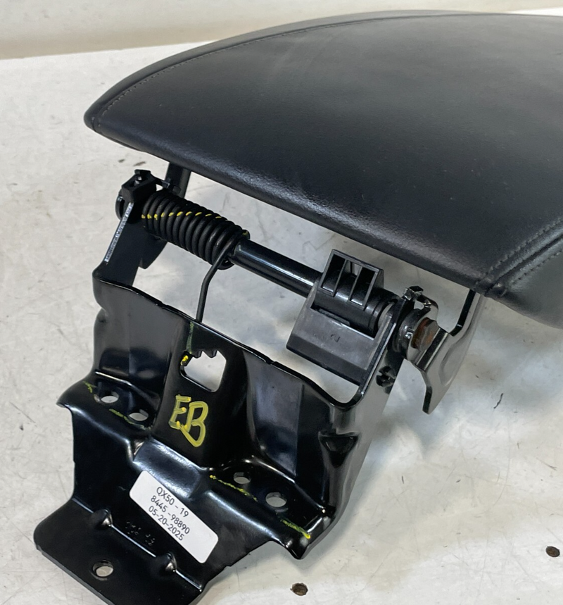 Load image into Gallery viewer, 2019 - 2021 INFINITI QX50 CENTER CONSOLE ARM REST TRAY STORAGE LID 2.0L #98890
