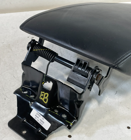 2019 - 2021 INFINITI QX50 CENTER CONSOLE ARM REST TRAY STORAGE LID 2.0L
