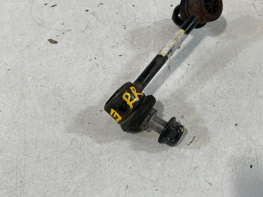 18-23 KIA STINGER REAR RIGHT SIDE STABILIZER ANTI ROLL SWAY BAR END LINK